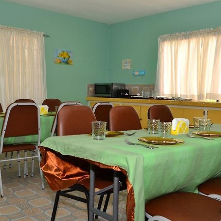 Shalom Guest House Limited Puerto de España  Exterior foto