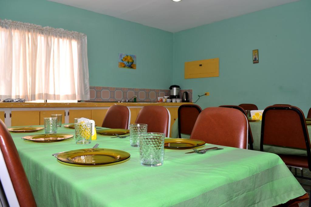 Shalom Guest House Limited Puerto de España  Exterior foto