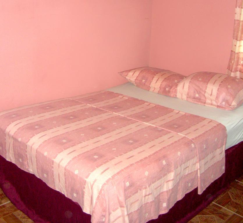 Shalom Guest House Limited Puerto de España  Habitación foto